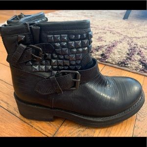 ASH black studded leather boots / booties 37